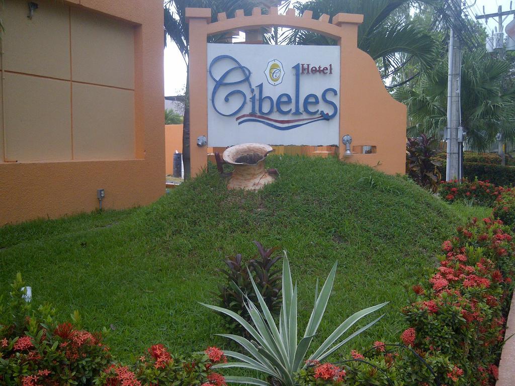 Hotel Cibeles La Ceiba Ngoại thất bức ảnh