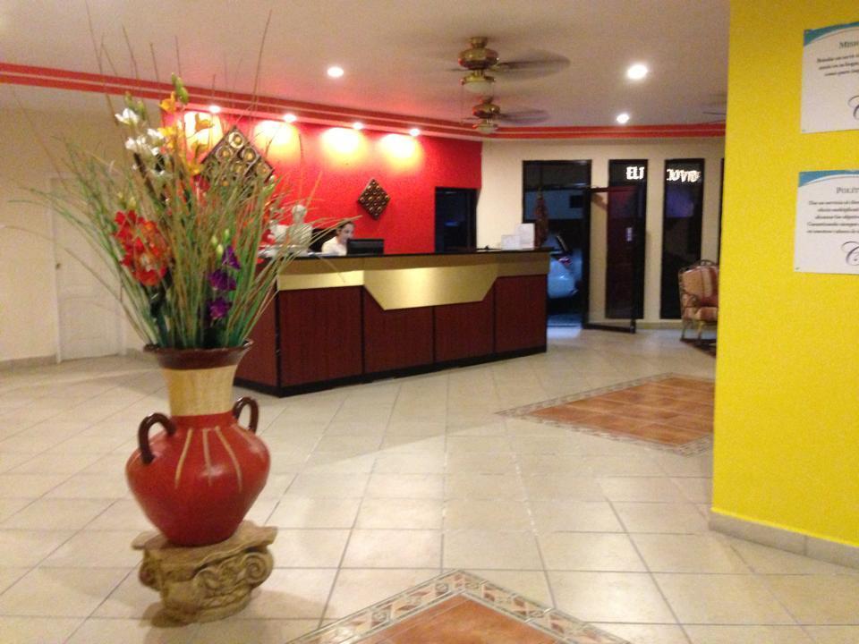 Hotel Cibeles La Ceiba Ngoại thất bức ảnh
