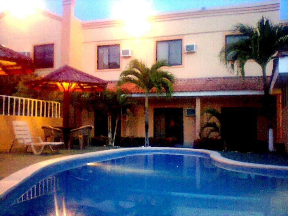 Hotel Cibeles La Ceiba Ngoại thất bức ảnh